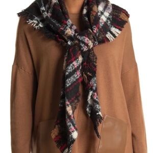Vince Camuto Ladies Plaid Bouclé Triangle Scarf Timeless Plaid Scarf
